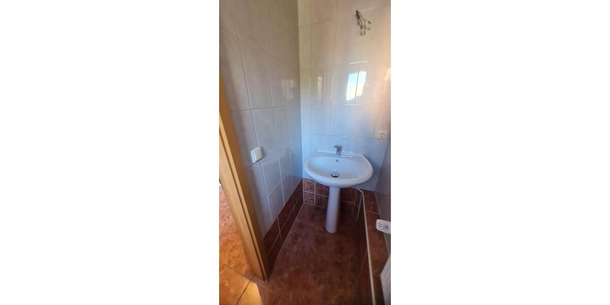 Etagenwohnung Eisleben (Lutherstadt) - 2 Zimmer, 66 m&sup2;, 396&euro; | Angebot:26405521