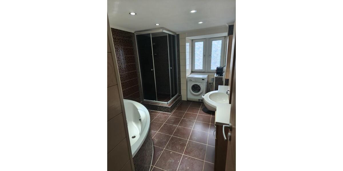 Dachgeschoßwohnung Pirmasens Fehrbach - 4 Zimmer, 115 m&sup2;, 78.000&euro; | Angebot:27297401