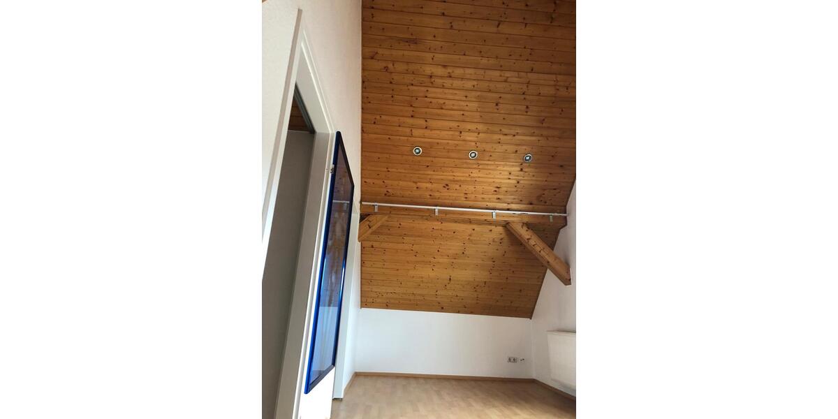 Einfamilienhaus Bad Lippspringe - 9 Zimmer, 237 m&sup2;, 499.000&euro; | Angebot:25052868