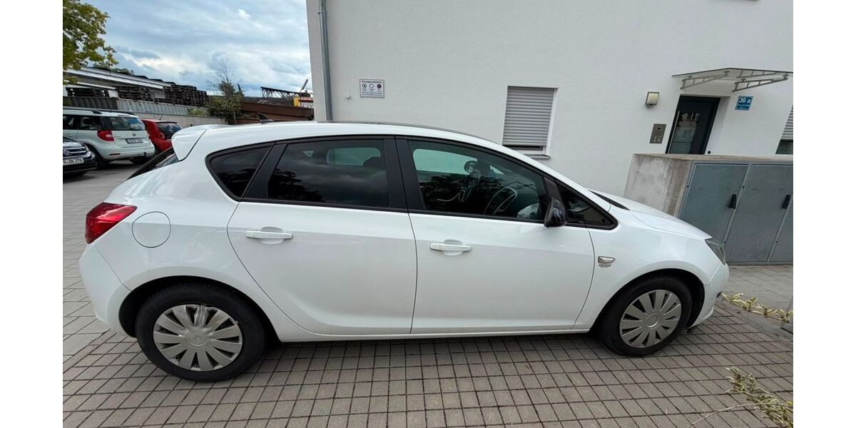 Opel Astra 200.000 km 5.200 &euro; Regensburg 93055