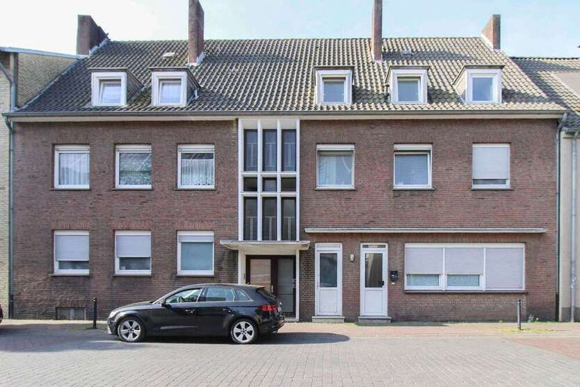 Haus zum Kaufen in Emmerich am Rhein 480.000 € 434.02 m² 18 zimmer