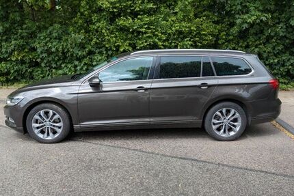 VW Passat 141.500 km 15.200 &euro; Riederich 72585