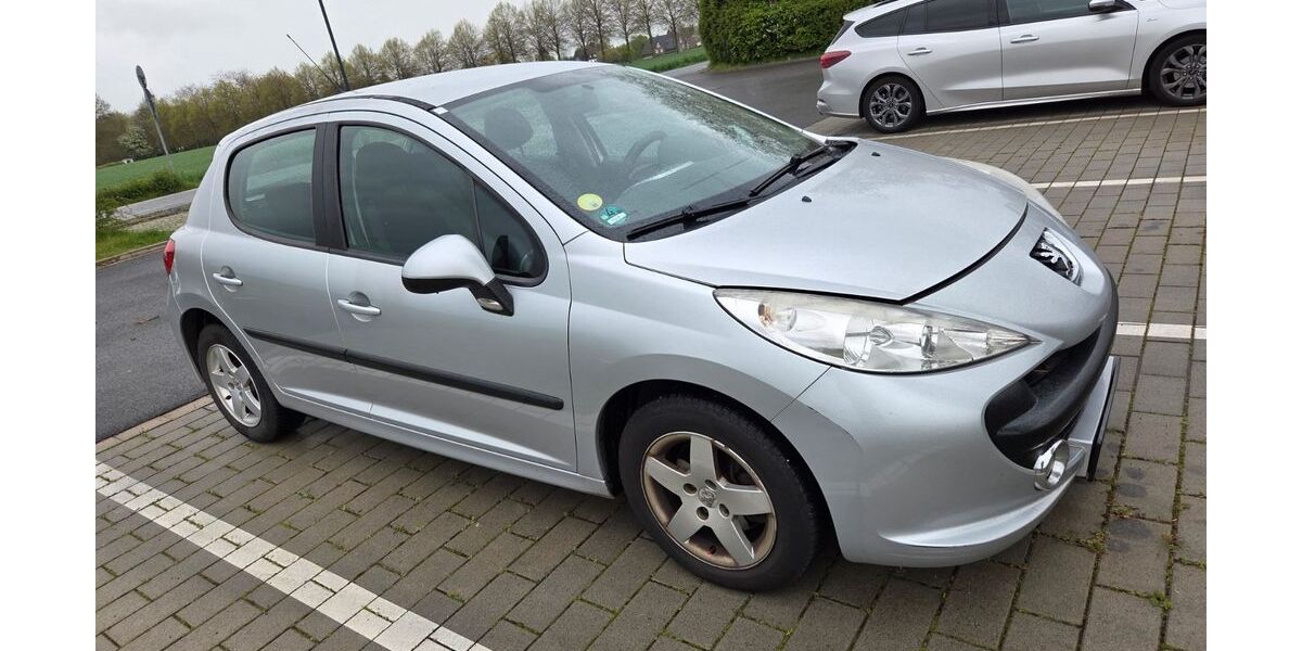 Peugeot 207 178.000 km 1.650 &euro; Meerbusch 40667