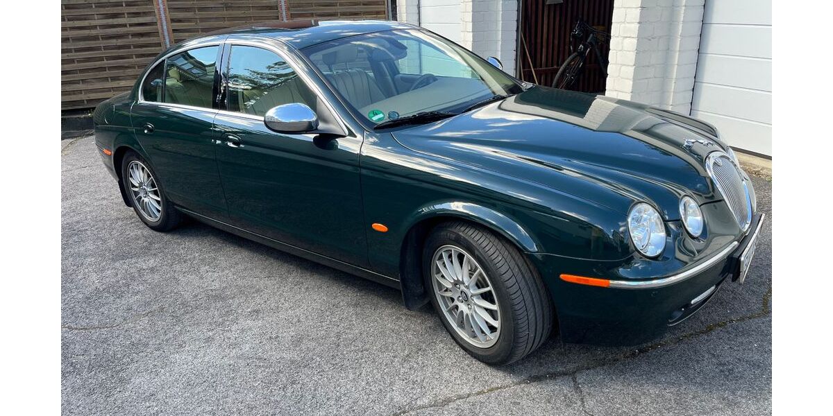 Jaguar S-Type 40.100 km 17.900 &euro; Bergisch Gladbach 51427