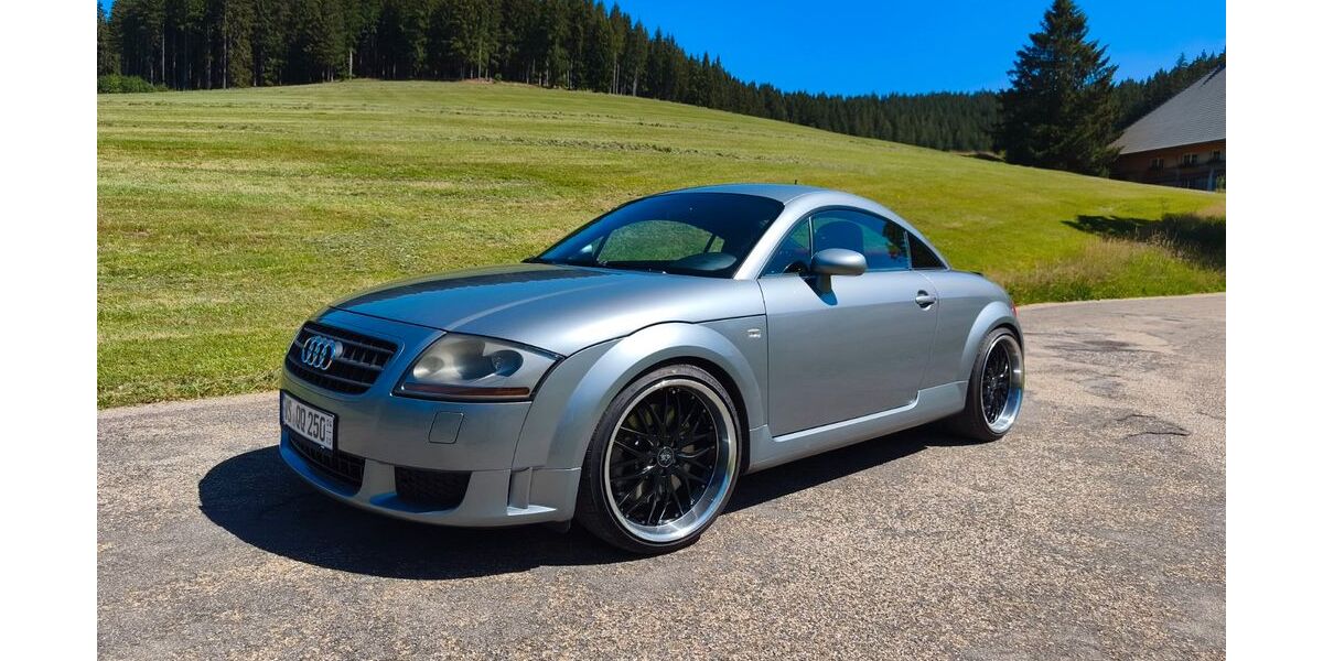 Audi TT 124.350 km 18.800 &euro; Furtwangen Im Schwarzwald 78120