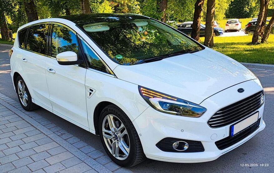 S-Max