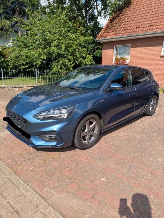Ford Focus 86.940 km 15.000 € Boizenburg 19258