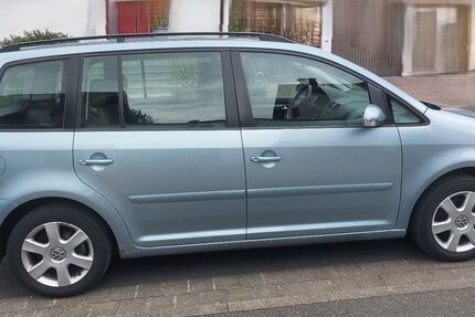 VW Touran 148.600 km 600 € Oerlenbach 97714