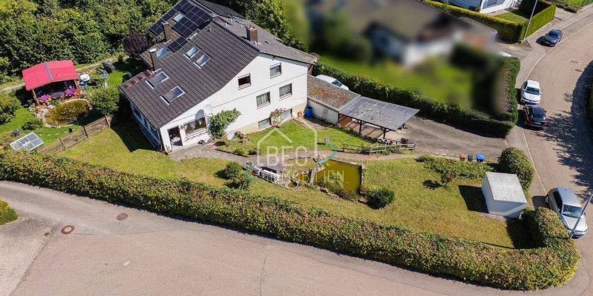 Doppelhaushälfte mit großem Garten in ruhiger Wohnlage 4 zimmer