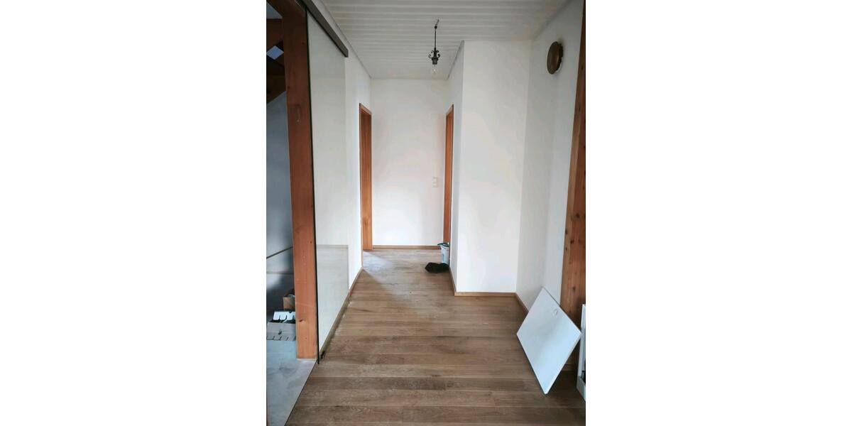 1 Familienhaus 6 zimmer