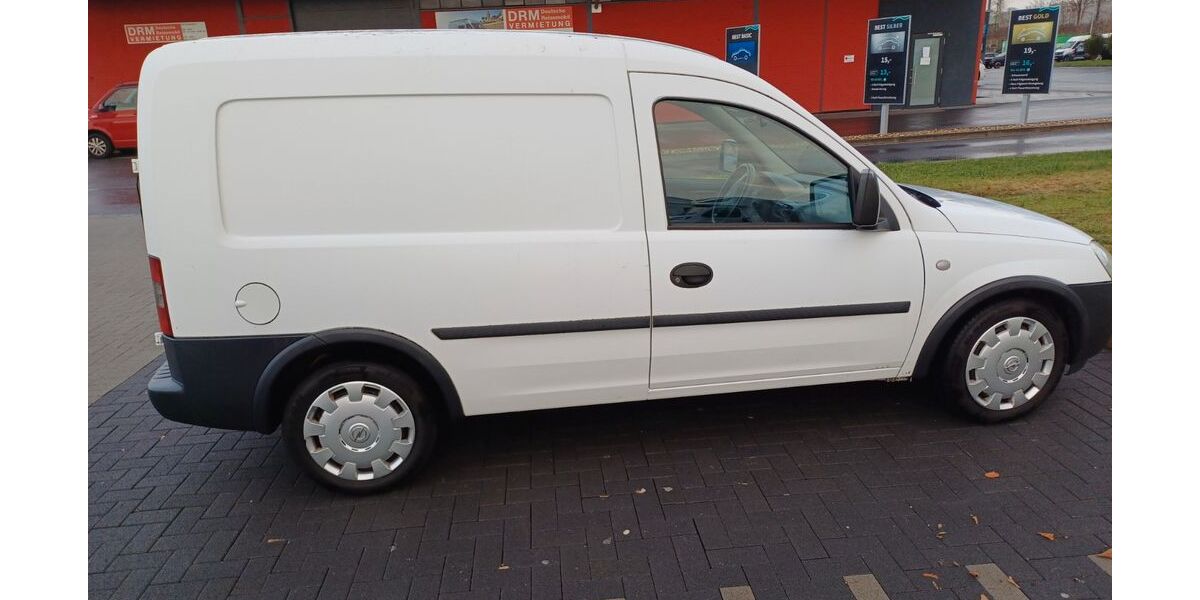 Opel Combo 80.000 km 3.500 &euro; Düsseldorf 40476