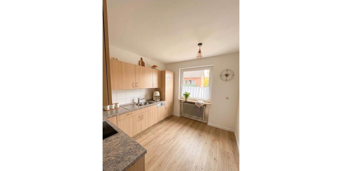 Etagenwohnung Lauenburg/Elbe Elbe - 3 Zimmer, 78 m&sup2;, 720&euro; | Angebot:26631607