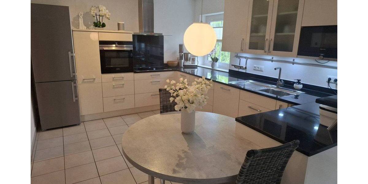 Doppelhaushälfte Wiedergeltingen - 7 Zimmer, 203 m&sup2;, 739.000&euro; | Angebot:26840388