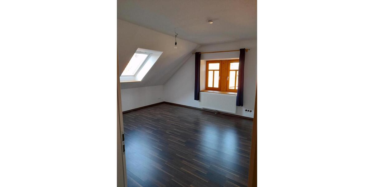 Dachgeschoßwohnung Eystrup - 5 Zimmer, 178 m&sup2;, 1.300&euro; | Angebot:25172492