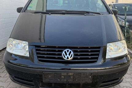 VW Sharan 252.300 km 1.999 &euro; Berlin 12277