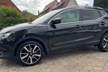 Nissan Qashqai 102.000 km 9.500 &euro; Stelle 21435