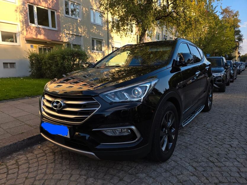 Hyundai SANTA FE 155.000 km 19.000 € München 81539