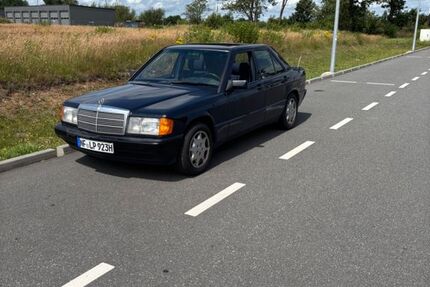 Mercedes-Benz 190 158.435 km 5.399 € Humptrup 25923