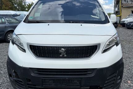 Peugeot Expert 123.000 km 5.499 &euro; Halle 06132
