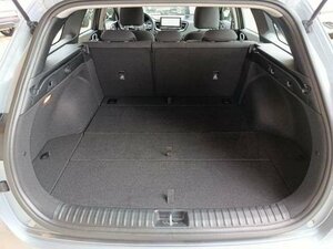 Kia Ceed SW / ceed SW CEED SW 1.5T AUTOMATIK VISION |K 24.185 km 23.490 € Höhenkirchen-Siegertsbrun 85635