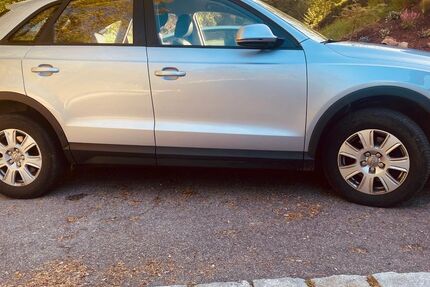 Audi Q3 155.000 km 13.999 &euro; Untergriesbach 94107