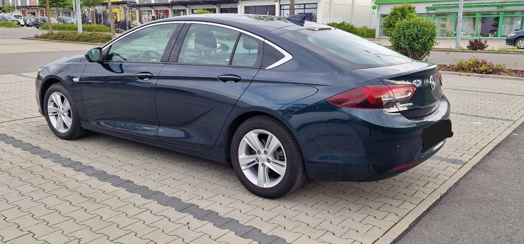 Opel Insignia 71.000 km 12.800 &euro; Elterlein 09481
