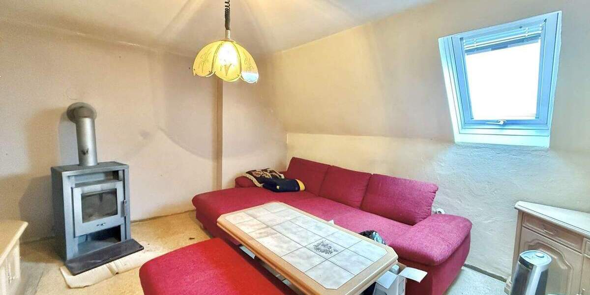 Doppelhaushälfte Püchersreuth Ilsenbach - 6 Zimmer, 131 m&sup2;, 65.000&euro; | Angebot:25375079