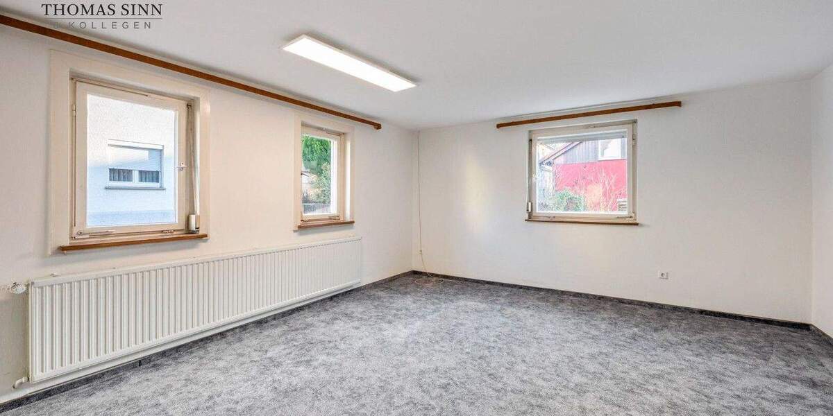 Mehrfamilienhaus, Wohnhaus Obersulm / Eschenau Eschenau - 7 Zimmer, 221 m&sup2;, 299.000&euro; | Angebot:25697688