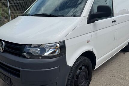 VW T5 Transporter 168.500 km 5.999 &euro; koblenz 56070