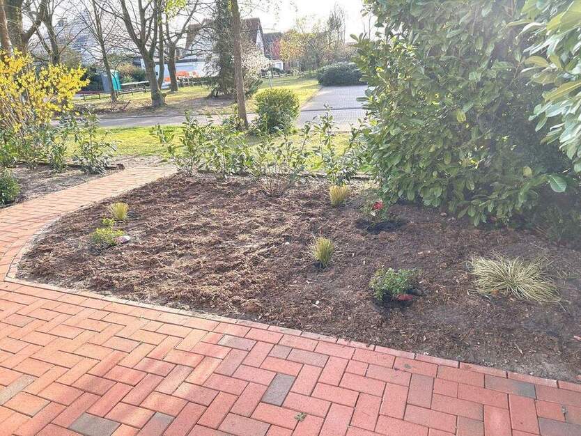 !!! ACHIM-Bierden- schöne 2 Zi.-EG-Wohnung- mit TERRASSE und Stellplatz !!!- altengerecht -