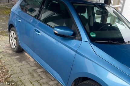 Skoda Fabia 21.000 km 13.700 &euro; Neu-Isenburg 63263