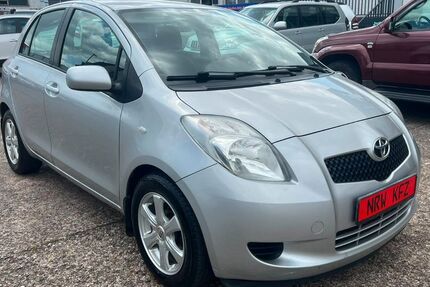 Toyota Yaris 146.258 km 3.300 &euro; Hamm 59067
