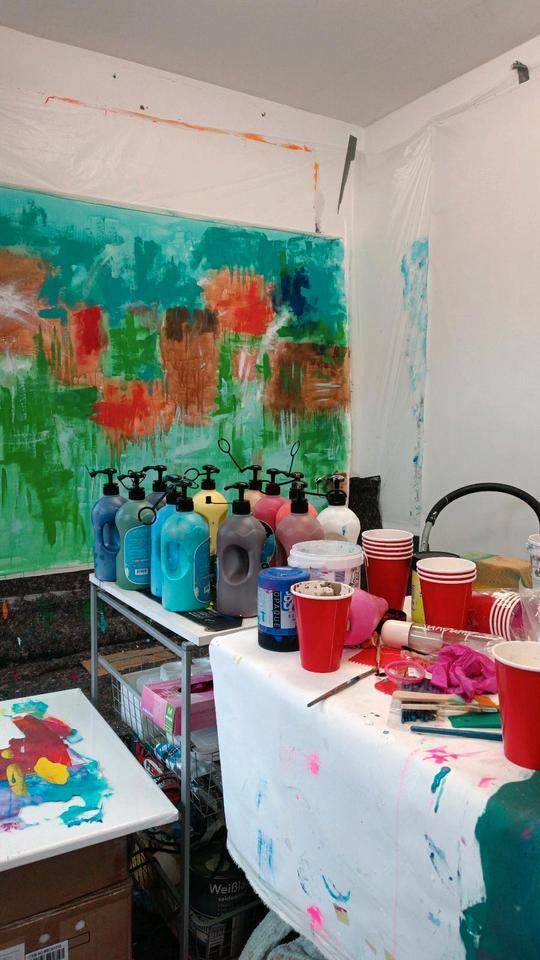 Platz im Atelier 50-75 qm