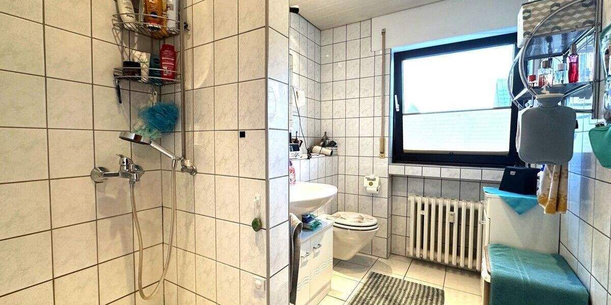 Etagenwohnung Königswinter Ittenbach - 2 Zimmer, 66 m&sup2;, 199.000&euro; | Angebot:25744921