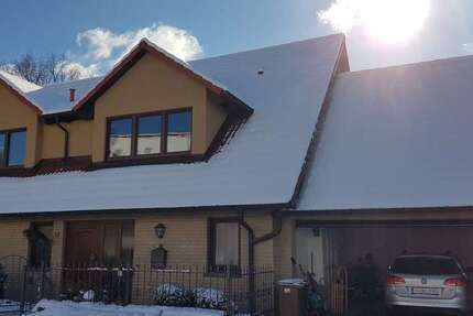 Haus Roßtal - 11 Zimmer, 200 m&sup2;, 699.000&euro; | Angebot:24790284