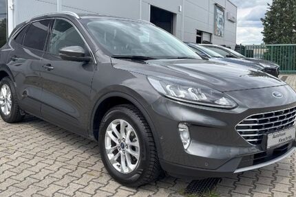 Ford Kuga 17.962 km 29.490 &euro; Hoyerswerda 02977