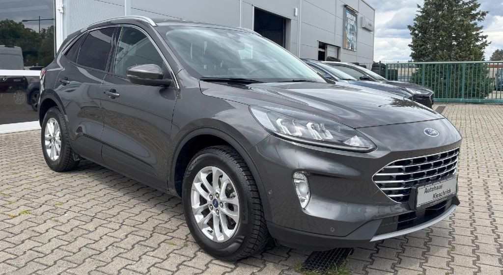 Ford Kuga 17.962 km 29.490 &euro; Hoyerswerda 02977