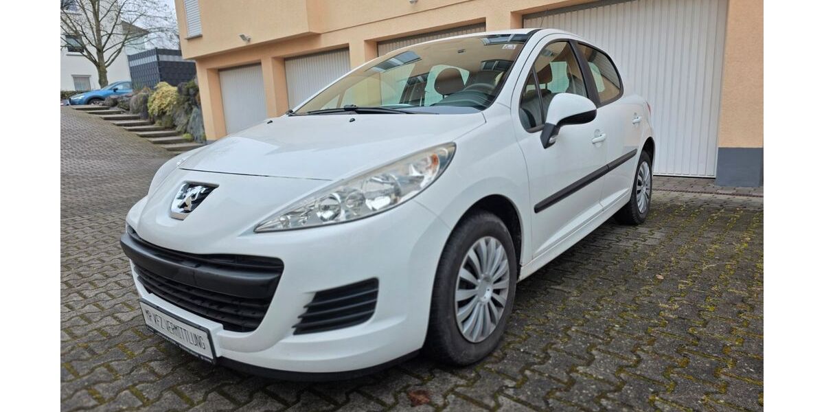 Peugeot 207 117.500 km 3.999 &euro; Niddatal 61194