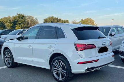 Audi Q5 104.000 km 31.800 € Frankfurt am Main 60489