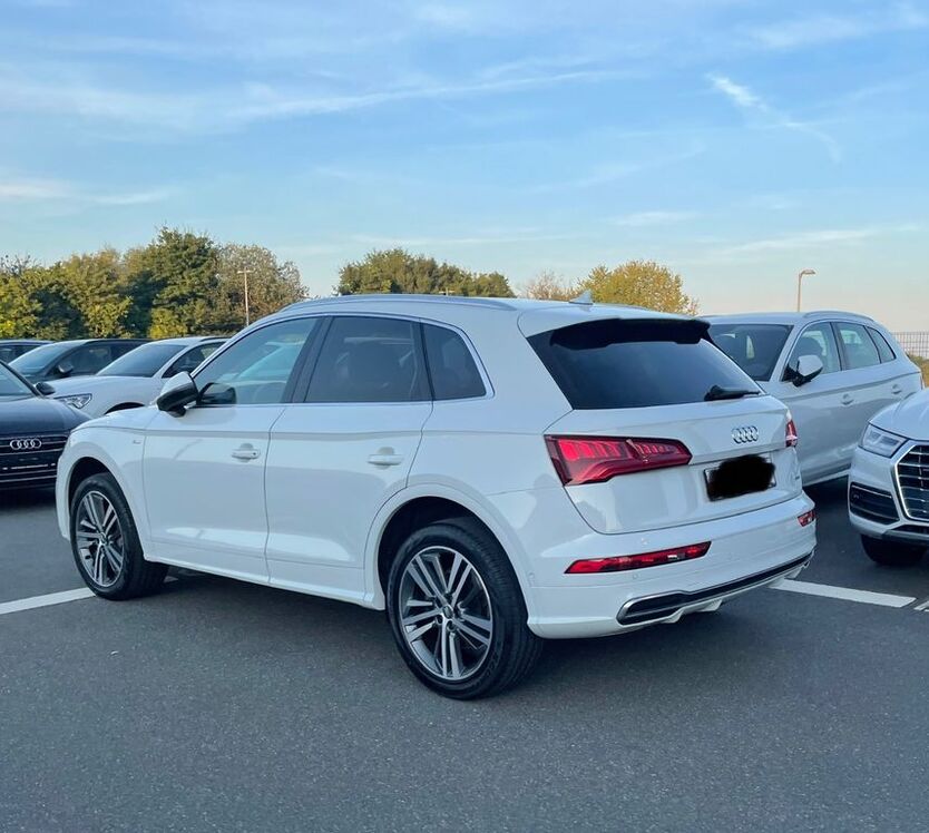 Audi Q5 104.000 km 31.800 € Frankfurt am Main 60489