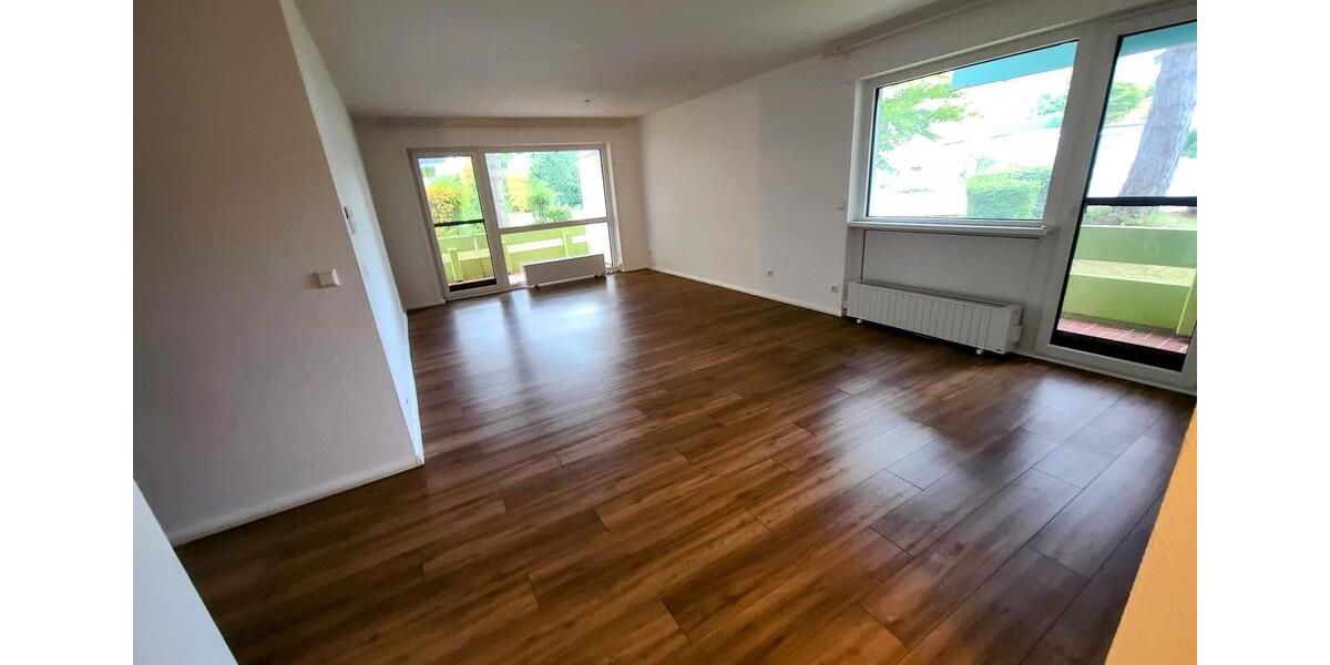 Freundliche und modernisierte 2,5-Raum-EG-Wohnung mit Balkon 2.5 zimmer