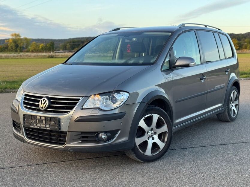 VW Touran 237.000 km 3.390 € Oberferrieden/Burgthann 90559