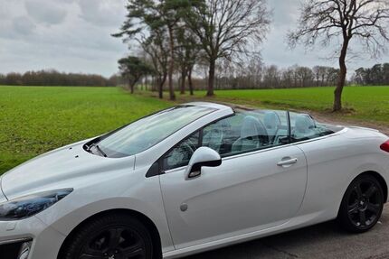 Peugeot 308 93.000 km 9.999 &euro; Varel 26316