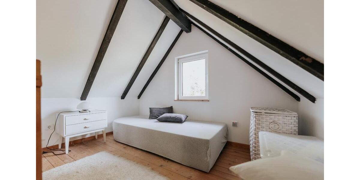 Ländliches Holzhaus Grundstücksfläche 7.000 m² 2 zimmer