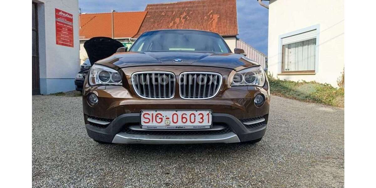 BMW X1 20 i xDrive /Leder/Bi Xenon/AHK/1.Hand 133.770 km 11.300 &euro; Wald-Glashütte 88639