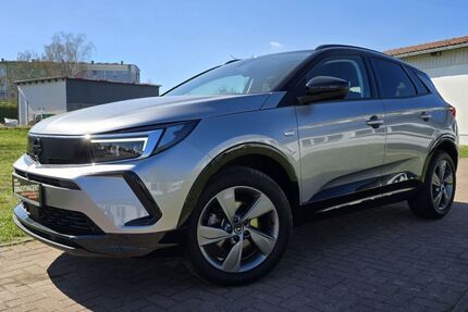 Opel Grandland (X) 33.802 km 24.890 € Ketzin 14669