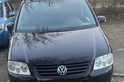 VW Touran 212.925 km 1.250 &euro; Allensbach 78476