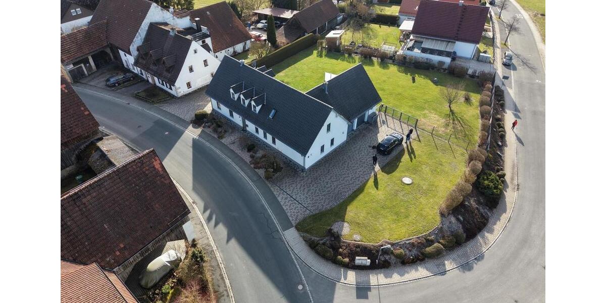Einfamilienhaus Neuhaus an der Pegnitz - 7 Zimmer, 251 m&sup2;, 799.000&euro; | Angebot:26177929
