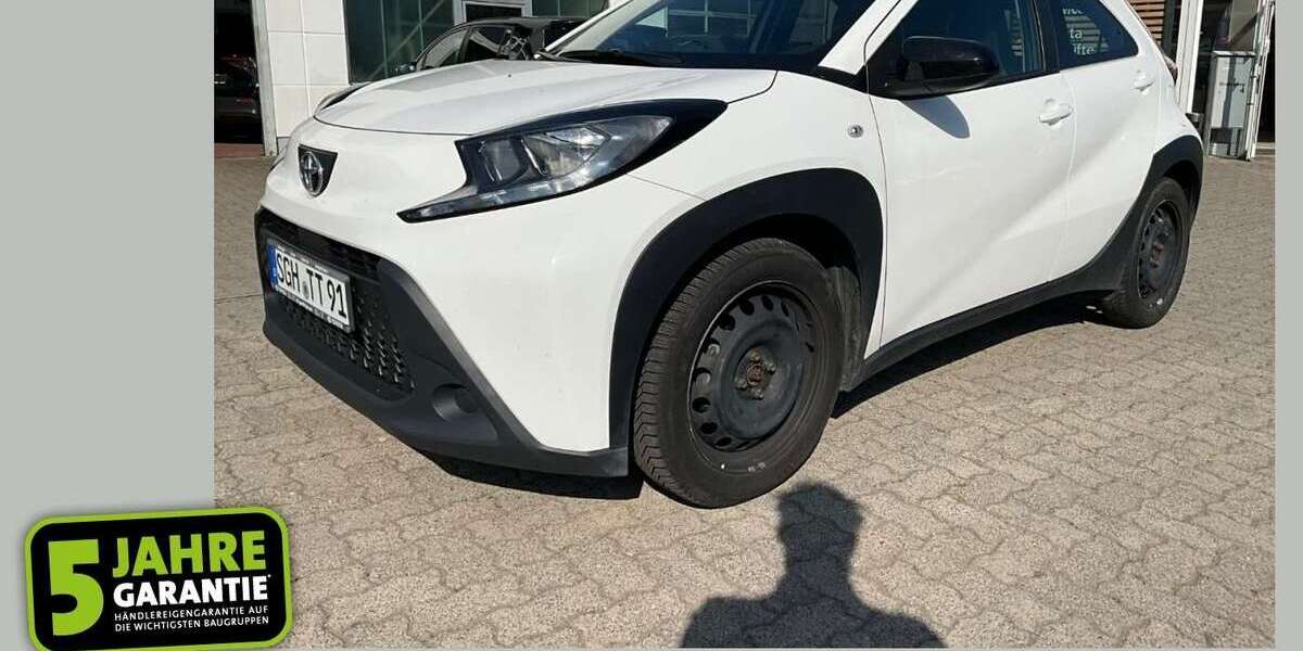 Toyota Aygo X 62.000 km 9.990 &euro; Sangerhausen 06526
