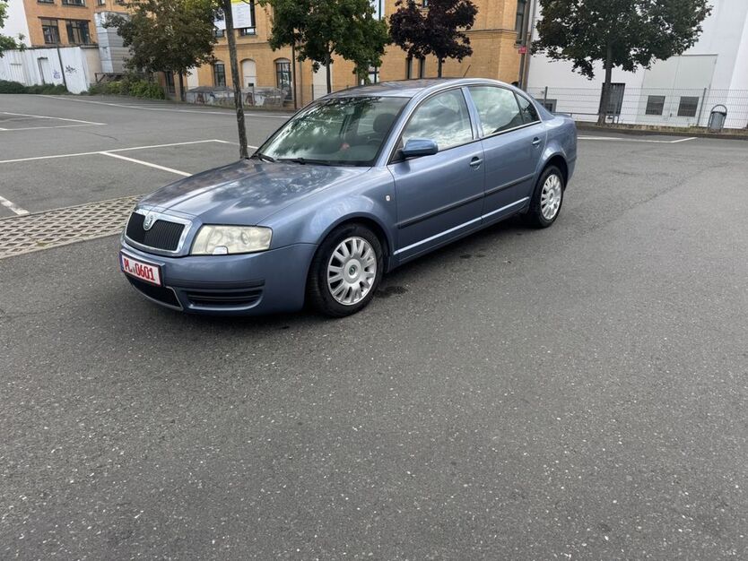 Skoda Superb 190.097 km 2.800 € Plauen OT Preißelpöhl 08525